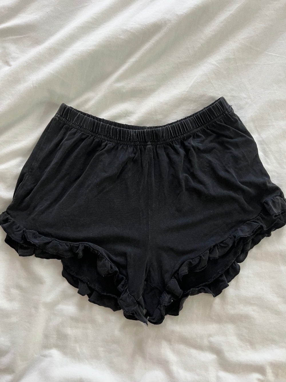 Ruffled sleep shorts